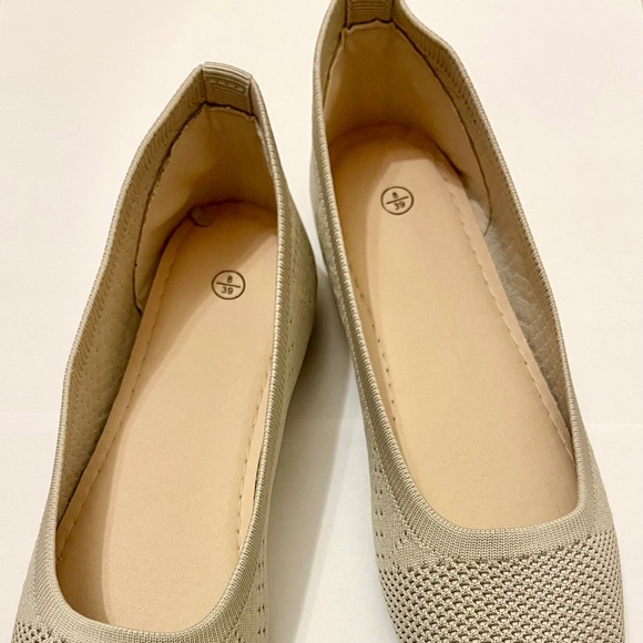 HEAWISH Comfortable Round Toe Flats Shoes Women, Slip On Ballet Flats for Women, - Picture 7 of 7